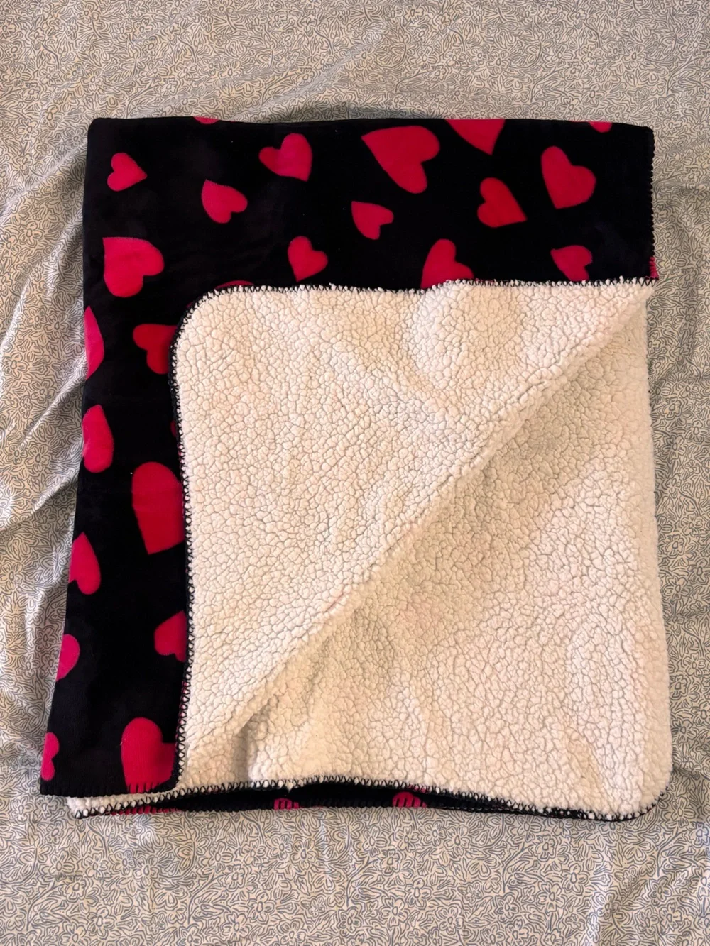Victoria's Secret Black and Hot Pink Sherpa Throw 50 x 60 in